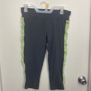 Large Calvin Klein Capri Leggings